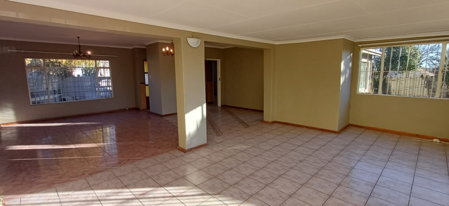 To Let 3 Bedroom Property for Rent in Panorama Free State